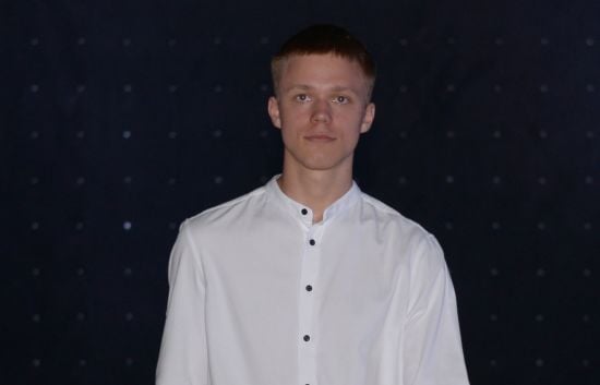 Удар “Шахеда” по багатоповерхівці у Сумах: 17-річний юнак отримав важкі поранення