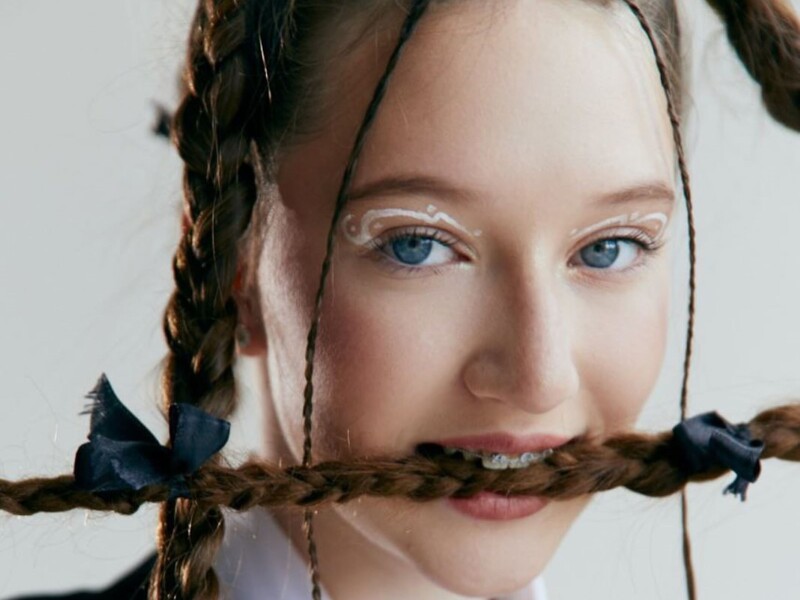 Rony дебютувала з піснею "Ігнорую SMS" та закликала не зациклюватися на токсичних стосунках. Відео Rony дебютувала з піснею "Ігнорую SMS" та закликала не зациклюватися на токсичних стосунках. Відео