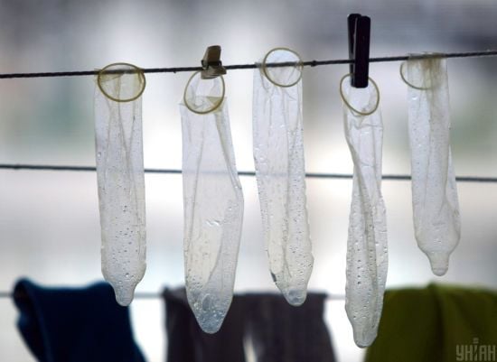 США купили презервативів для Сектора Гази на 50 млн: бойовики використовують їх незвичним чином (фото) США купили презервативів для Сектора Гази на 50 млн: бойовики використовують їх незвичним чином (фото)