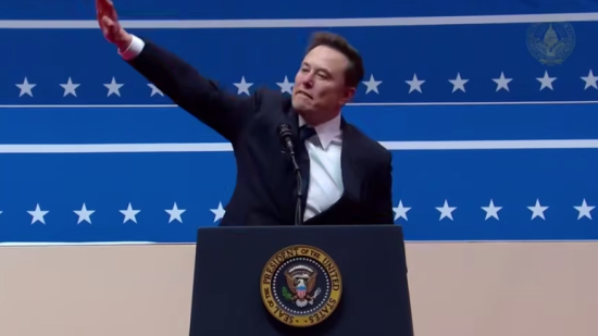 Ілон Маск використав "нацистське вітання" під час своєї промови (відео)