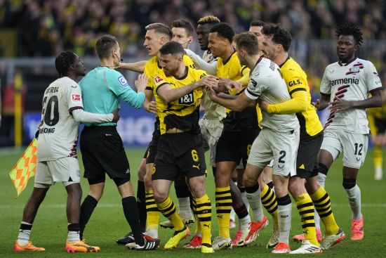 Бундесліга: результати матчів 16-го туру чемпіонату Німеччини з футболу, турнірна таблиця