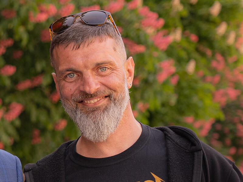 Морпіх Діанов перестав приховувати обличчя своєї дівчини: Ось така вона в мене