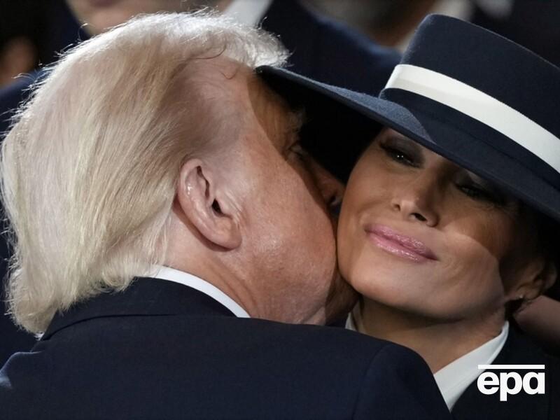 Який вигляд мали 34-річна Меланія та 58-річний Дональд Трамп 20 років тому в день одруження. Фото