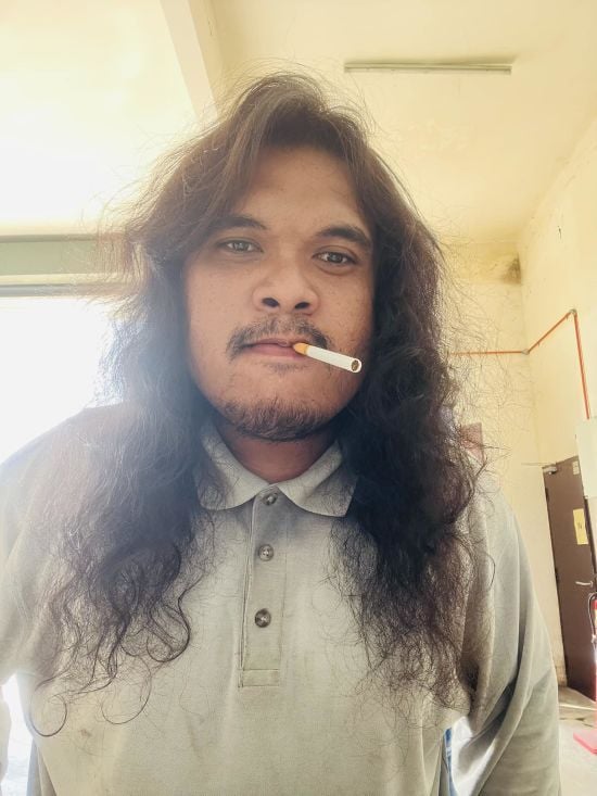 "Лиходій напрокат" пропонує чоловікам стати героями: скільки він заробляє, чіпляючись до чужих жінок