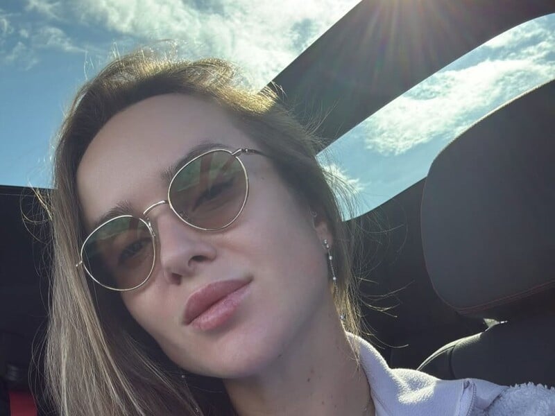 Світоліна показала, як годує борщем чоловіка-француза