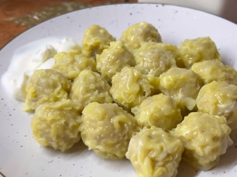 "Найлінивіші пельмені у моєму житті" – без ліпки та розкочування тіста. Рецепт на 100 штук