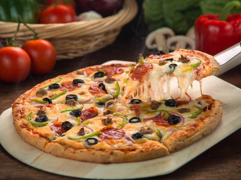 Додайте це у воду – і піца вийде такою смачною, що хочеться готувати знову. Рецепт найкращого тіста