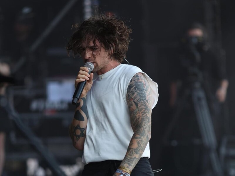 Dantes висловився про колег, які втекли з України Dantes висловився про колег, які втекли з України