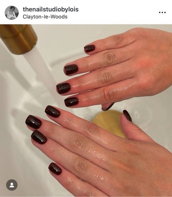 Зимовий манікюр: ідеї та відтінки, що будуть в тренді