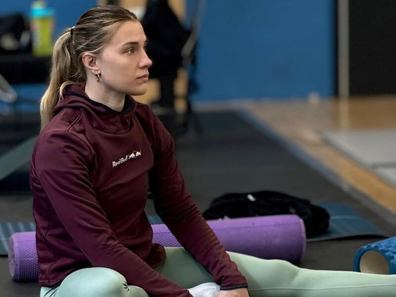 "По-перше, це зарплатня в Міністерстві спорту". Харлан розповіла про свої доходи