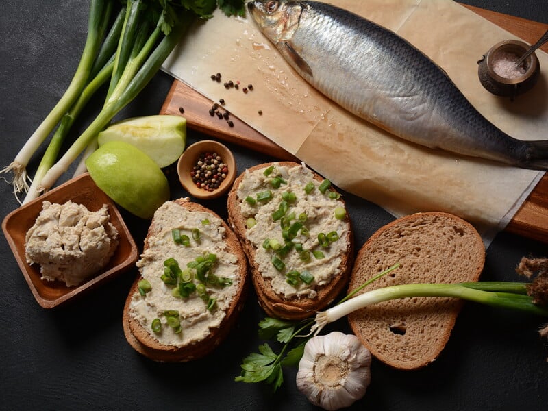 Як вибрати смачний оселедець для форшмаку – одеський рецепт від Савви Лібкина