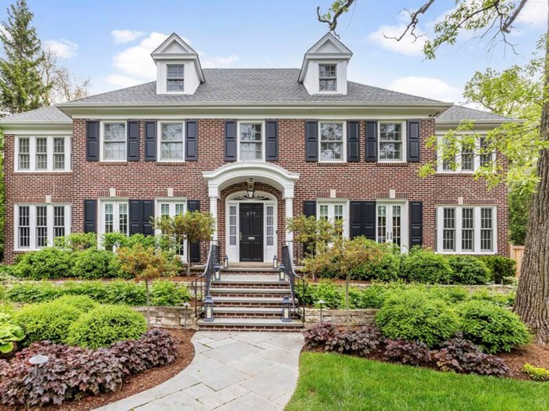 Будинок із фільму "Сам удома" продали за $5,5 млн. Який вигляд він тепер має зсередини після ремонту. Фото