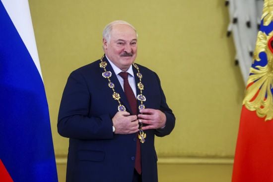 У Білорусі стартували президентські "вибори": Лукашенко знову балотується 