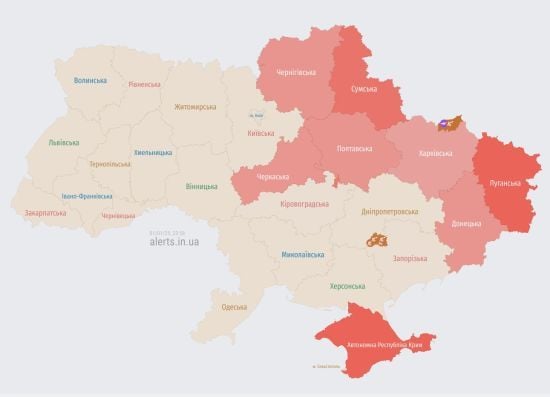 Україну атакують ворожі дрони: озвучено напрямок руху