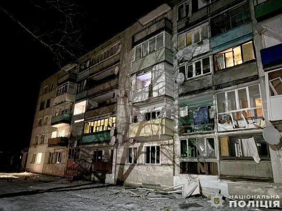 Росіяни ударили КАБами по прикордонному місту на Чернігівщині: куди влучив ворог (фото)