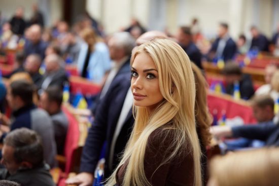 Нардепці Кормишкіній повідомлено про нову підозру: що дізналося слідство