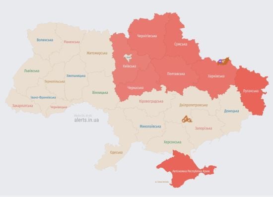 Ворог атакував Україну безпілотниками: перебувайте в укриттях