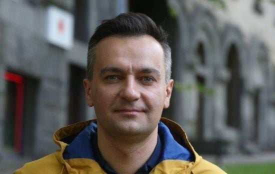 "Вмотивованому бійцю нецікаво бухати": журналіст відреагував на вимогу заборони продажу алкоголю в прифронтовій зоні