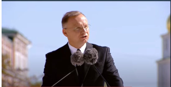 Президент Польщі закликав демонтувати "північні потоки", щоб Росія не змогла відновити постачання газу до Європи