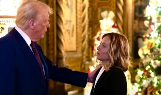 Трамп повечеряв із Мелоні і назвав її “фантастичною жінкою”: відео