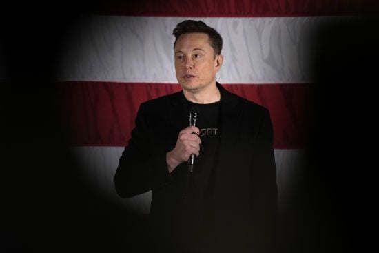 Оточення Трампа розлютилося на Маска: що зробив скандальний мільярдер