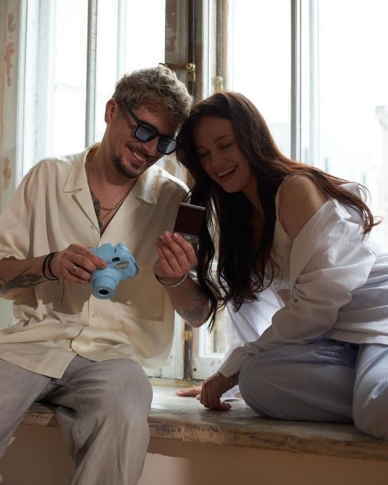 Позитив з новонародженою донькою та дружиною зворушив кадрами з прогулянки