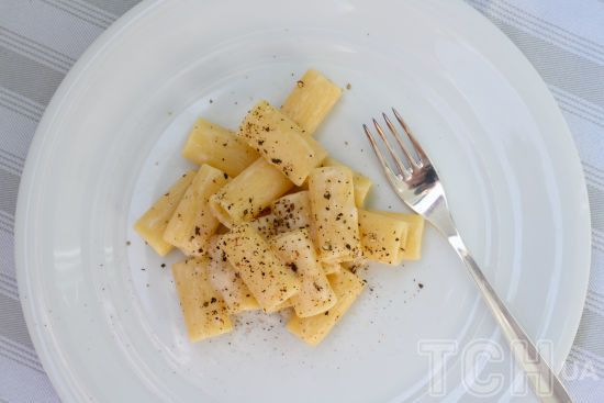 Фізики розробили ідеальний рецепт пасти Качо е пепе: як уникнути “фази моцарели”