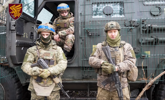 З розгону вдарився головою об стовп: полонений солдат із КНДР хотів вкоротити собі віку