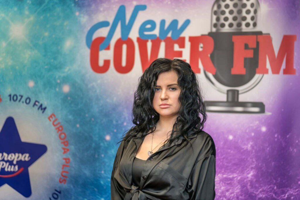 Валерія Гапон (Valeriia Gapon) - продюсерка, яка створює телевізійні та радіо проєкти заради майбутнього України