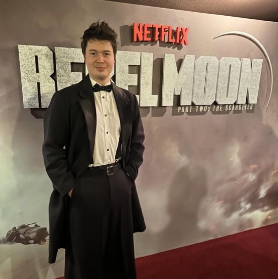 Зірку серіалу "Сексуальна освіта" ув'язнили на понад 15 років за зґвалтування та педофілію