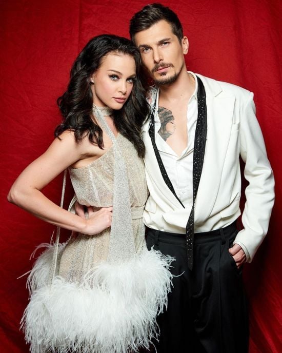 Позитив замилував романтичним фото з дружиною Сахневич і ніжно привітав її з 35-річчям