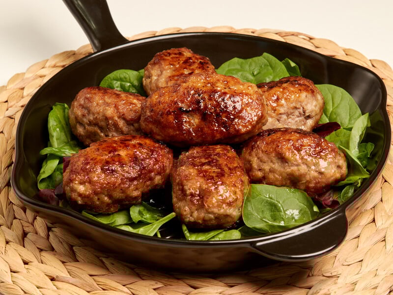 "Розлітаються зі столу за хвилину". Рецепт "найсоковитіших котлет у світі"