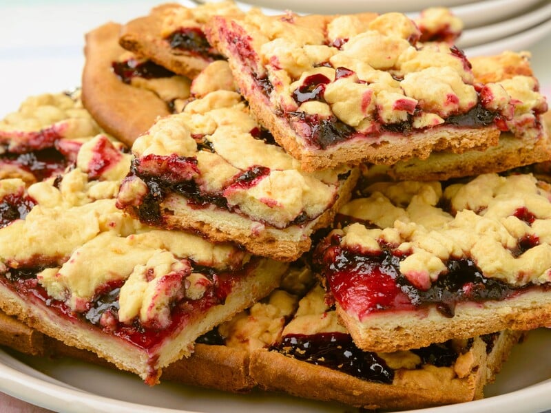 За цим рецептом тертий пиріг вийде незрівнянним і з легкою кислинкою