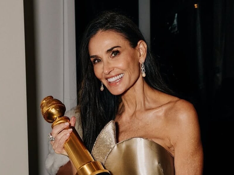 62-річна Демі Мур показала, який мала вигляд після народження третьої дитини