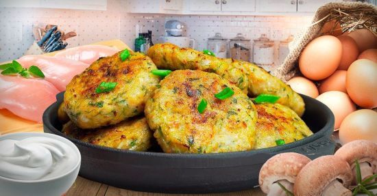 Що додати у фарш, щоб курячі котлети були соковитими, ніжними та пухкими