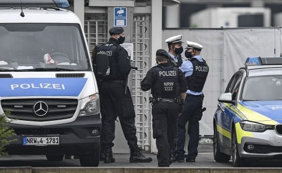 Наїзд на демонстрантів у Мюнхені: кілька людей у тяжкому стані, водія затримано