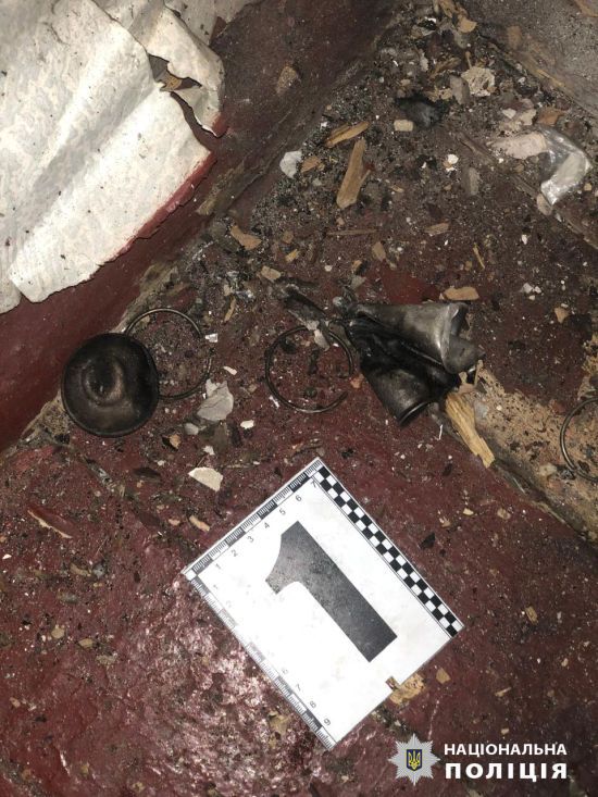 На Харківщині орендар кинув гранату під ноги власниці квартири