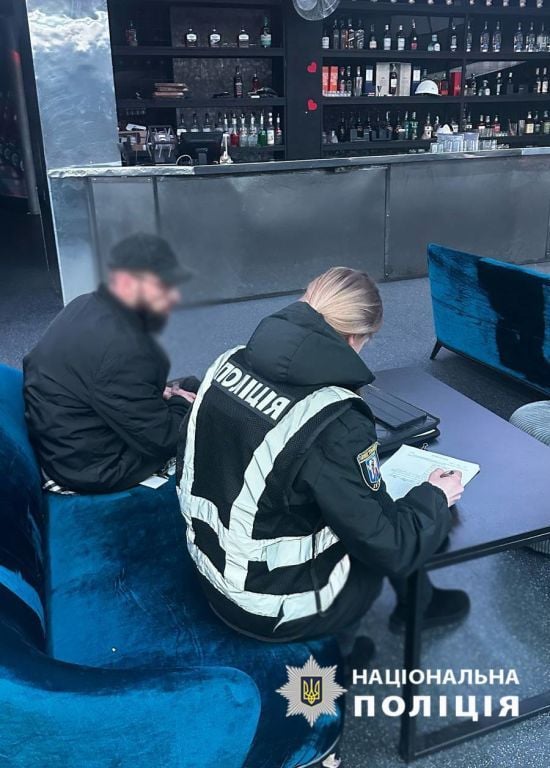 У Києві клуб влаштував вечірку під російську музику (відео)