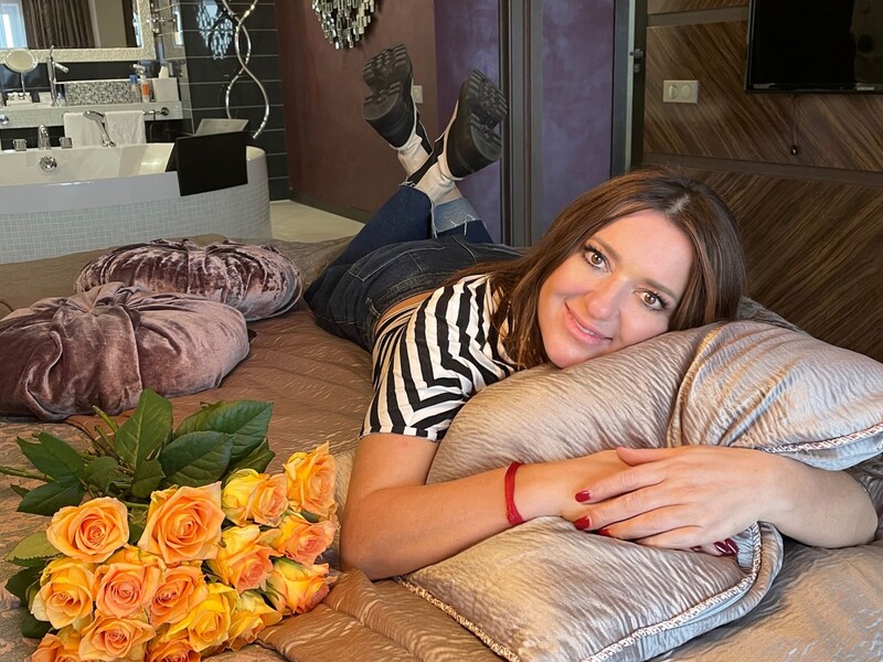 Могилевська вперше висловилася про батьків своїх прийомних доньок Могилевська вперше висловилася про батьків своїх прийомних доньок