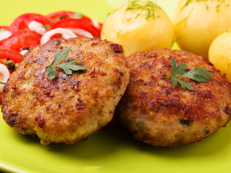 Додайте це у фарш – і котлети вийдуть дуже соковитими. Кулінарний секрет, який перетворить вечерю на тріумф Додайте це у фарш – і котлети вийдуть дуже соковитими. Кулінарний секрет, який перетворить вечерю на тріумф