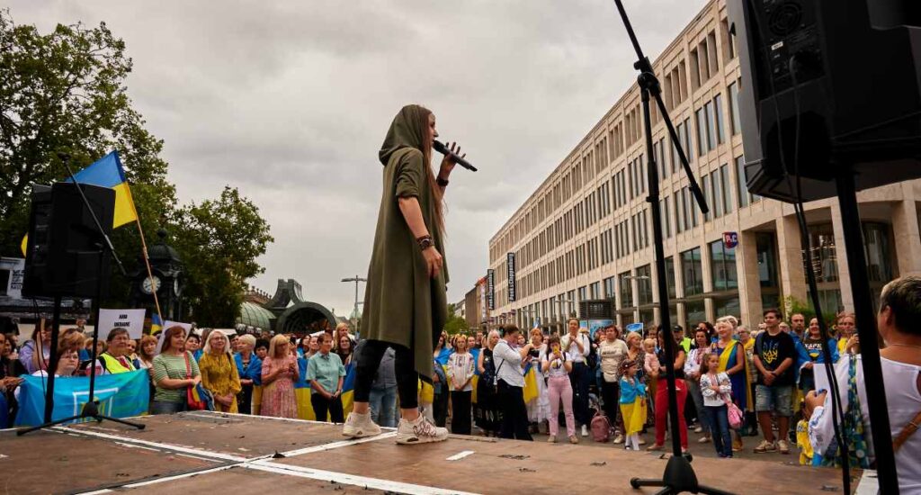 NEWMA – «Не можна вбивати людей» /  No Right to Kill People at All