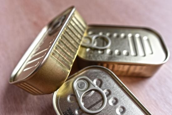 Нутриціологи назвали найгірші за якістю консерви: їх купують часто, не здогадуючись про шкоду