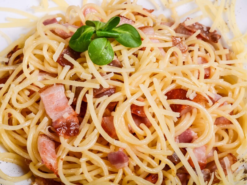 Скористайтеся цим рецептом – і карбонара за 15 хвилин вийде дуже смачною