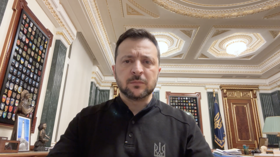 Україна готує нові санкції та викриває тіньові схеми: головне зі звернення Зеленського