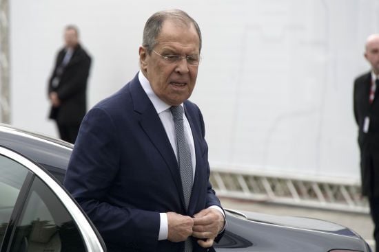 "Саме так потрібно спілкуватися з Росією": Лавров похвалив Трампа