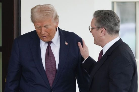 "Ви б змогли протистояти Росії самотужки" – Трамп ошелешив британського прем'єра "Ви б змогли протистояти Росії самотужки" – Трамп ошелешив британського прем'єра