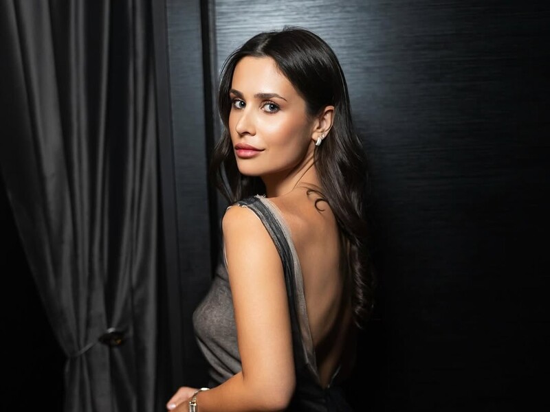 Донька мера Дніпра Філатова, яка готується до весілля, показала нові фото