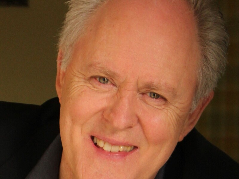 Стало відомо, хто зіграє Дамблдора у новому серіалі про Гаррі Поттера Стало відомо, хто зіграє Дамблдора у новому серіалі про Гаррі Поттера