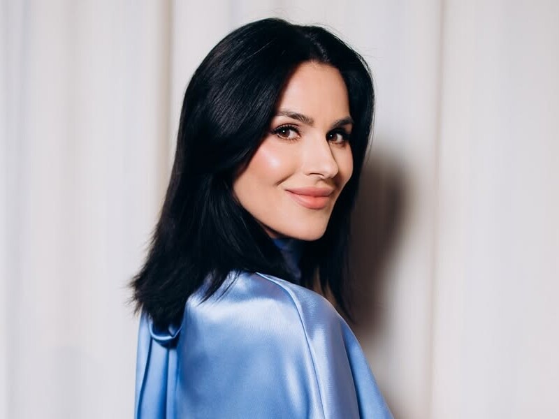 Єфросиніна захопила мережу світлиною батька, на якого схожий її 10-річний син