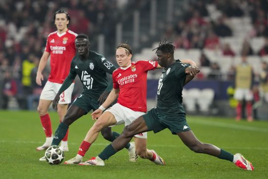 "Бенфіка" з Трубіним у гольовій перестрілці з "Монако" вийшла до 1/8 фіналу Ліги чемпіонів (відео)